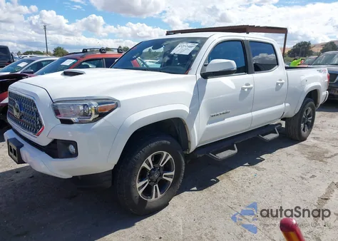 2019 Toyota Tacoma Trd Sport z USA, uszkodzony, nr VIN 3TMDZ5BN5KM075483
